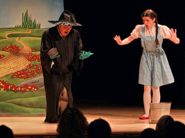 Bright Star Theatre Wizard of Oz